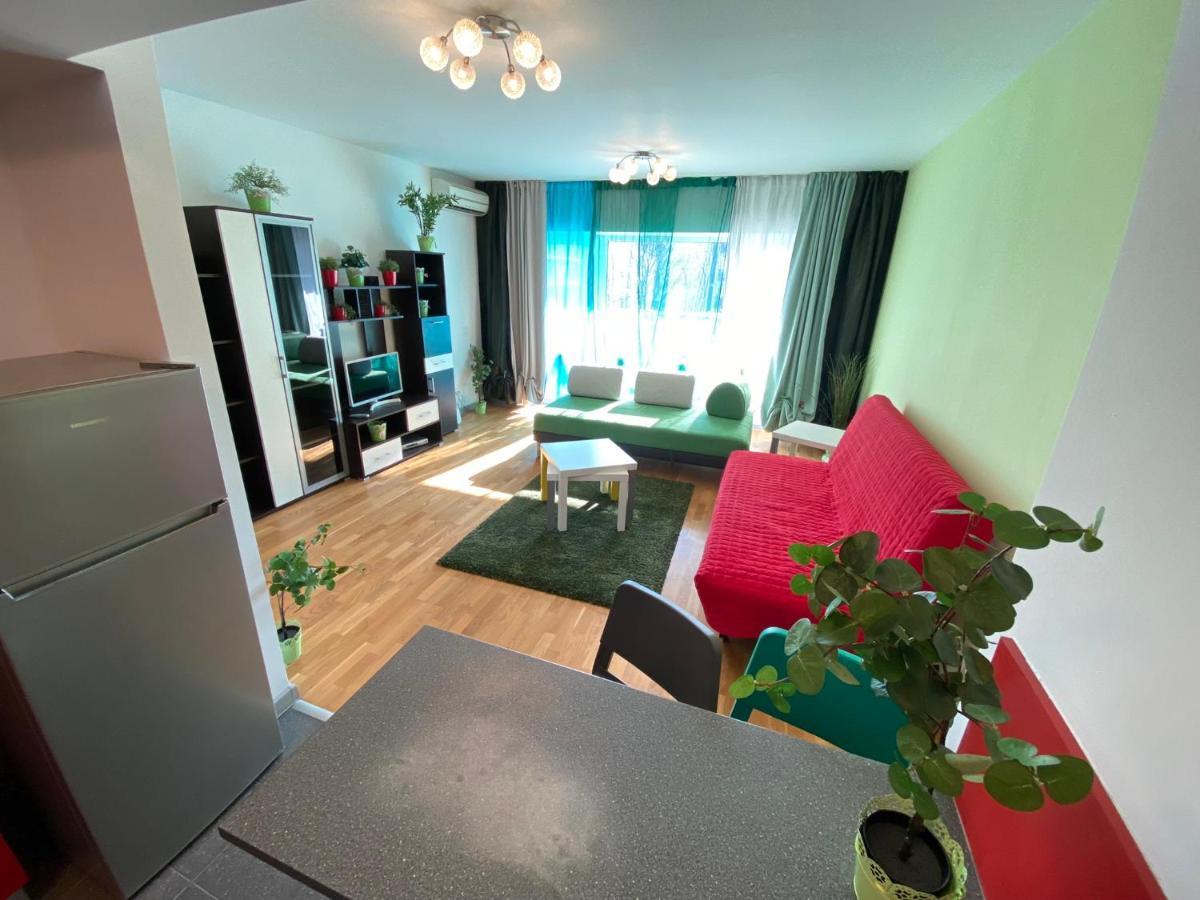Green Apartment 214 With Private Parking Бухарест Екстер'єр фото