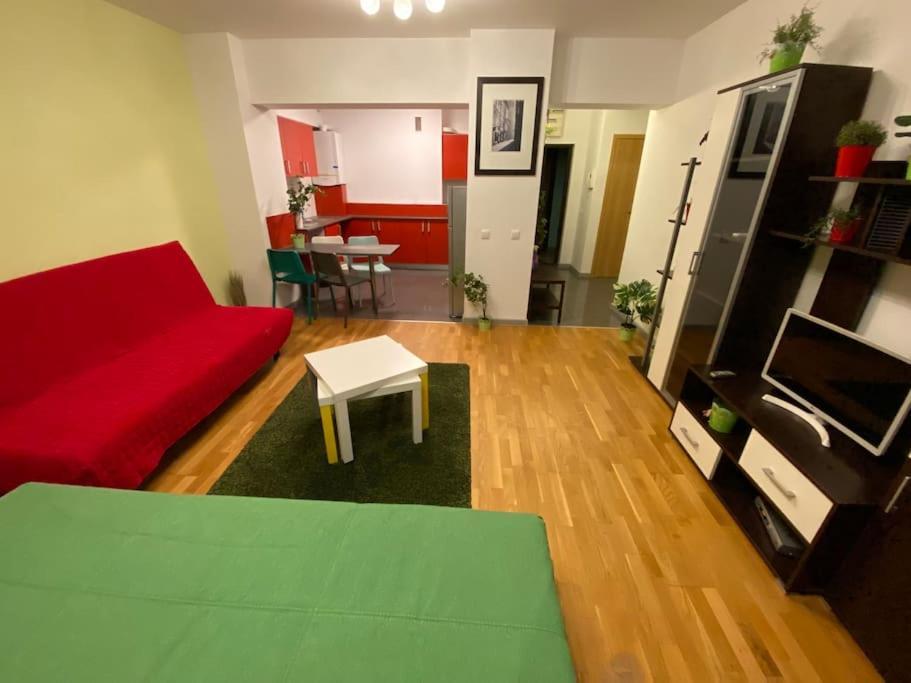 Green Apartment 214 With Private Parking Бухарест Екстер'єр фото
